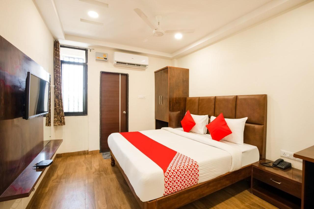 Oyo 71689 Hotel S Pride Indore Esterno foto